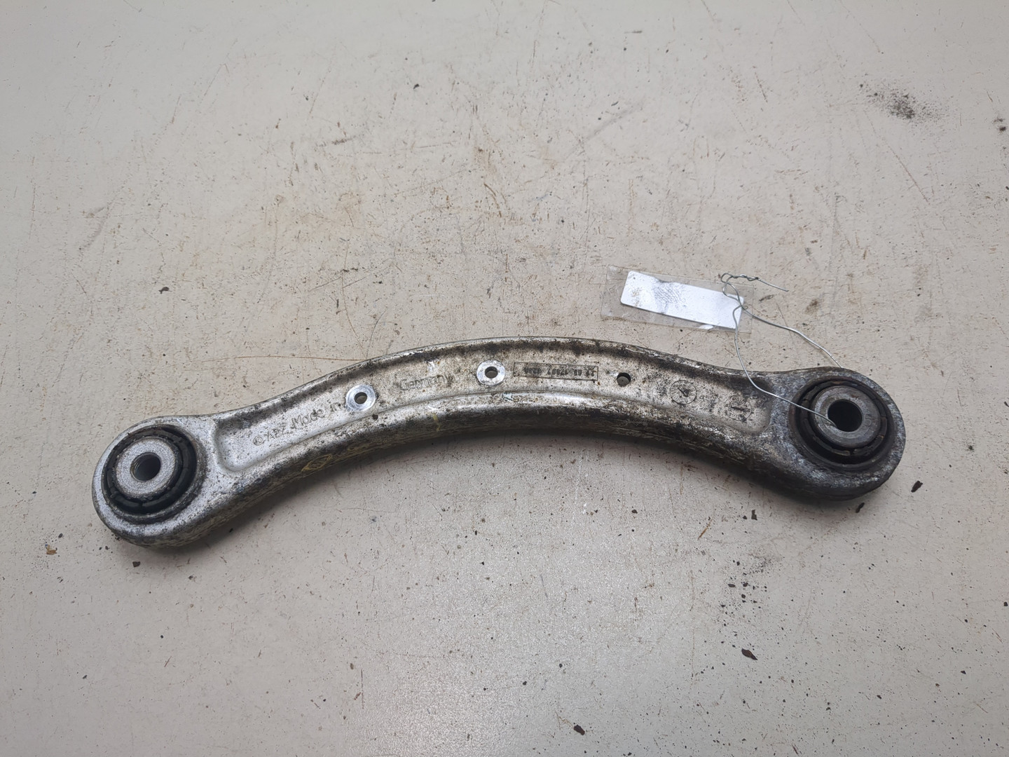 Рычаг задний