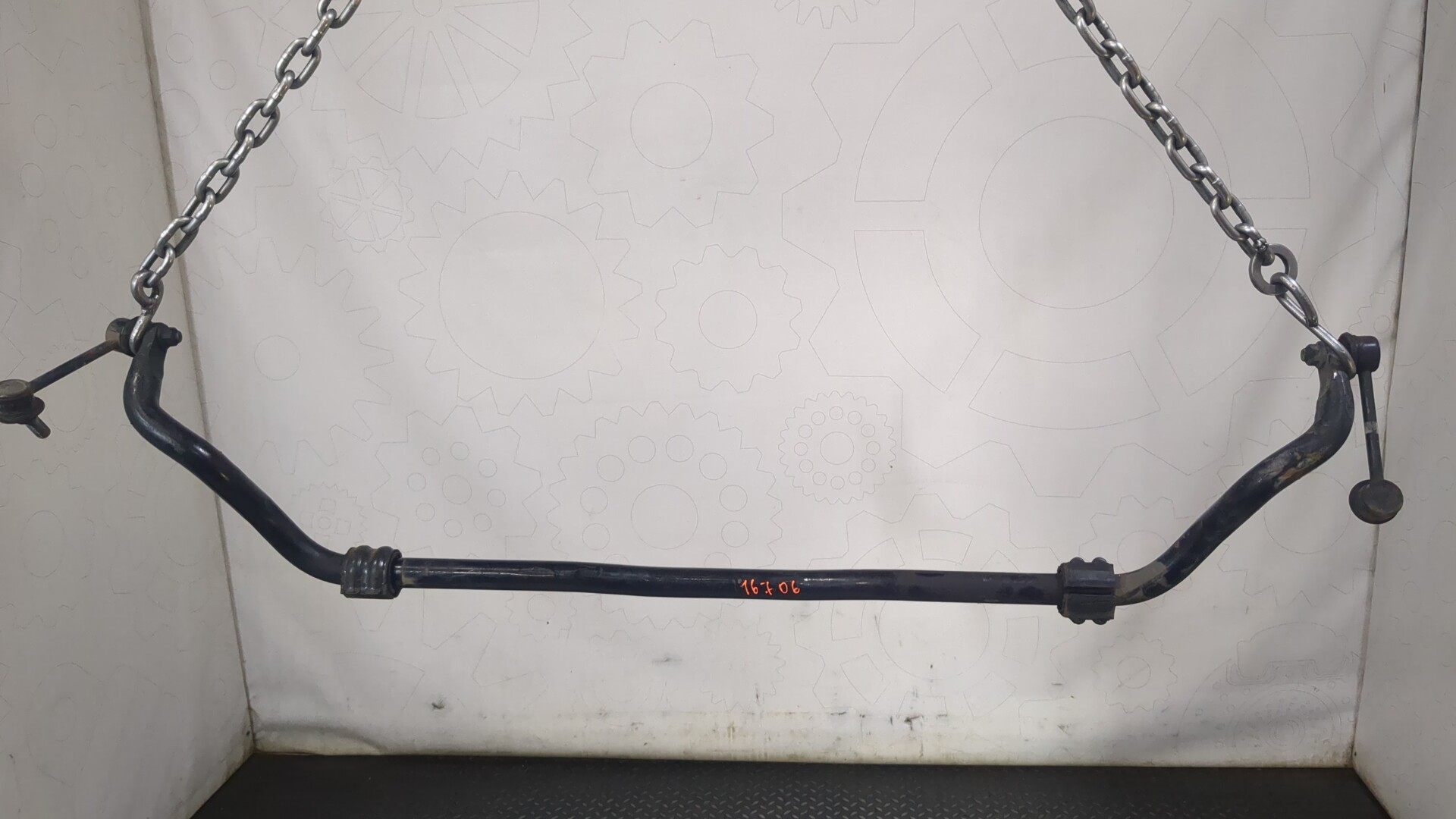 Стабилизатор передний