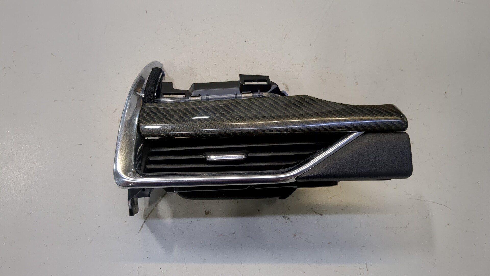 Дефлектор воздушный