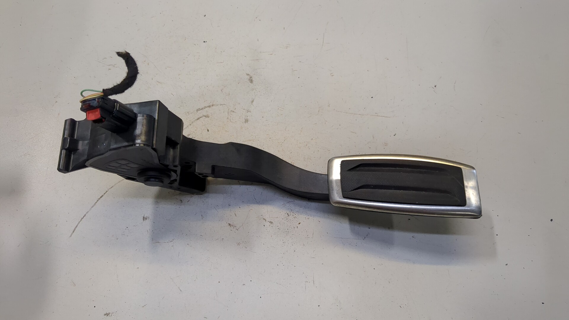 Педаль газа