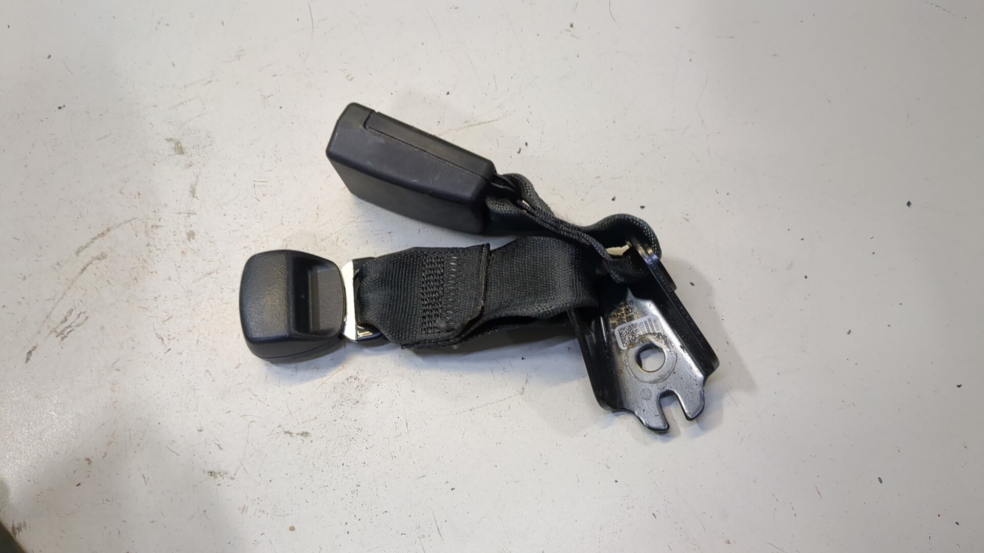 Ответная часть ремня безопасности