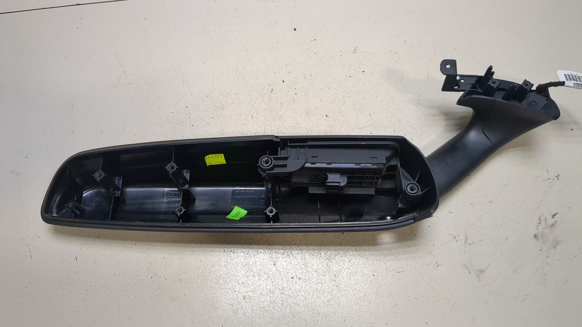 Кнопка стеклоподъемника