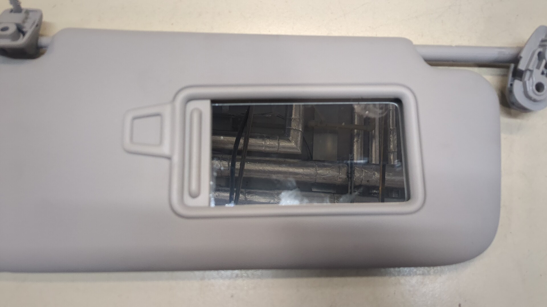 Козырек солнцезащитный