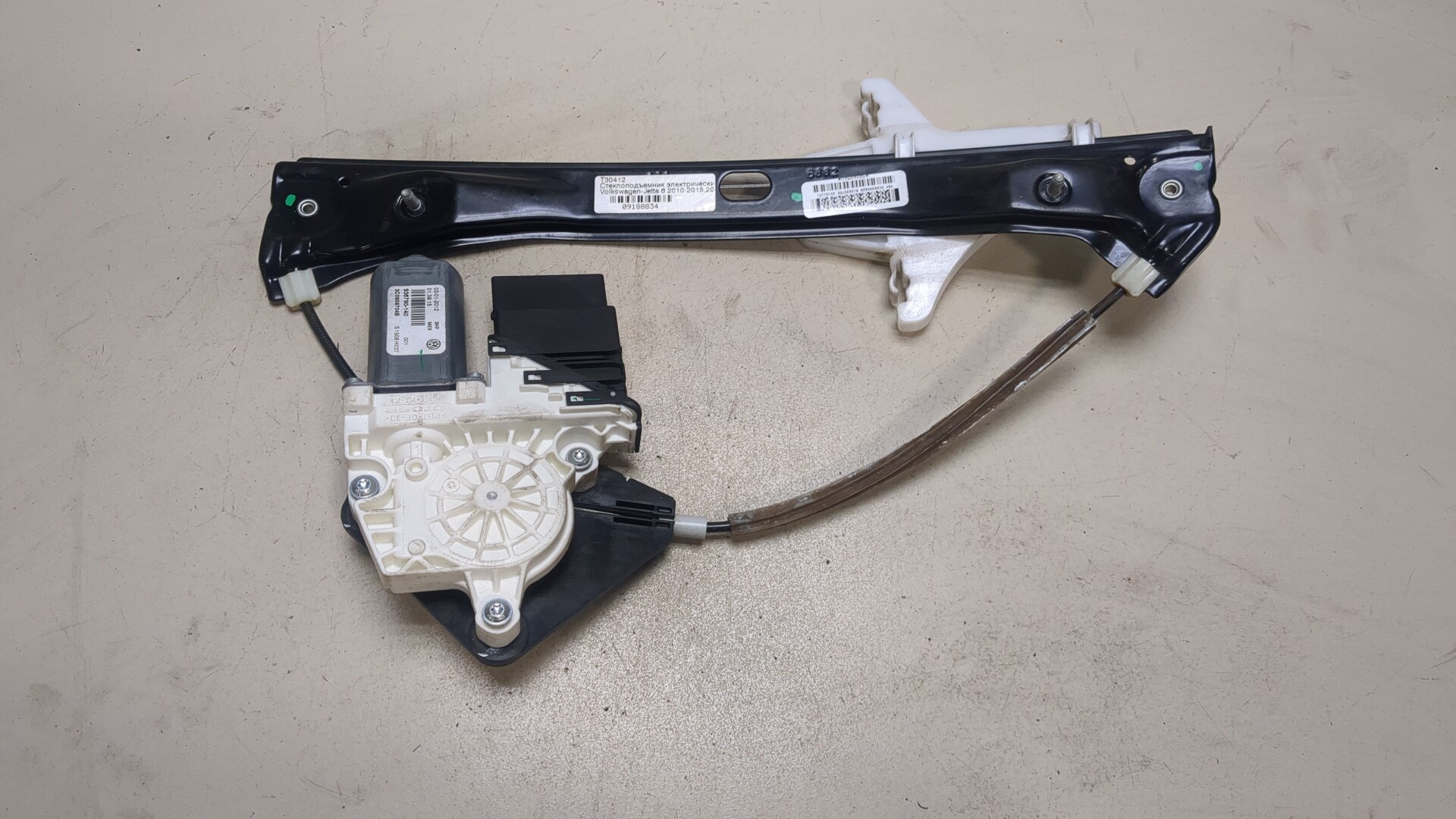 Стеклоподъемник электр. задний правый