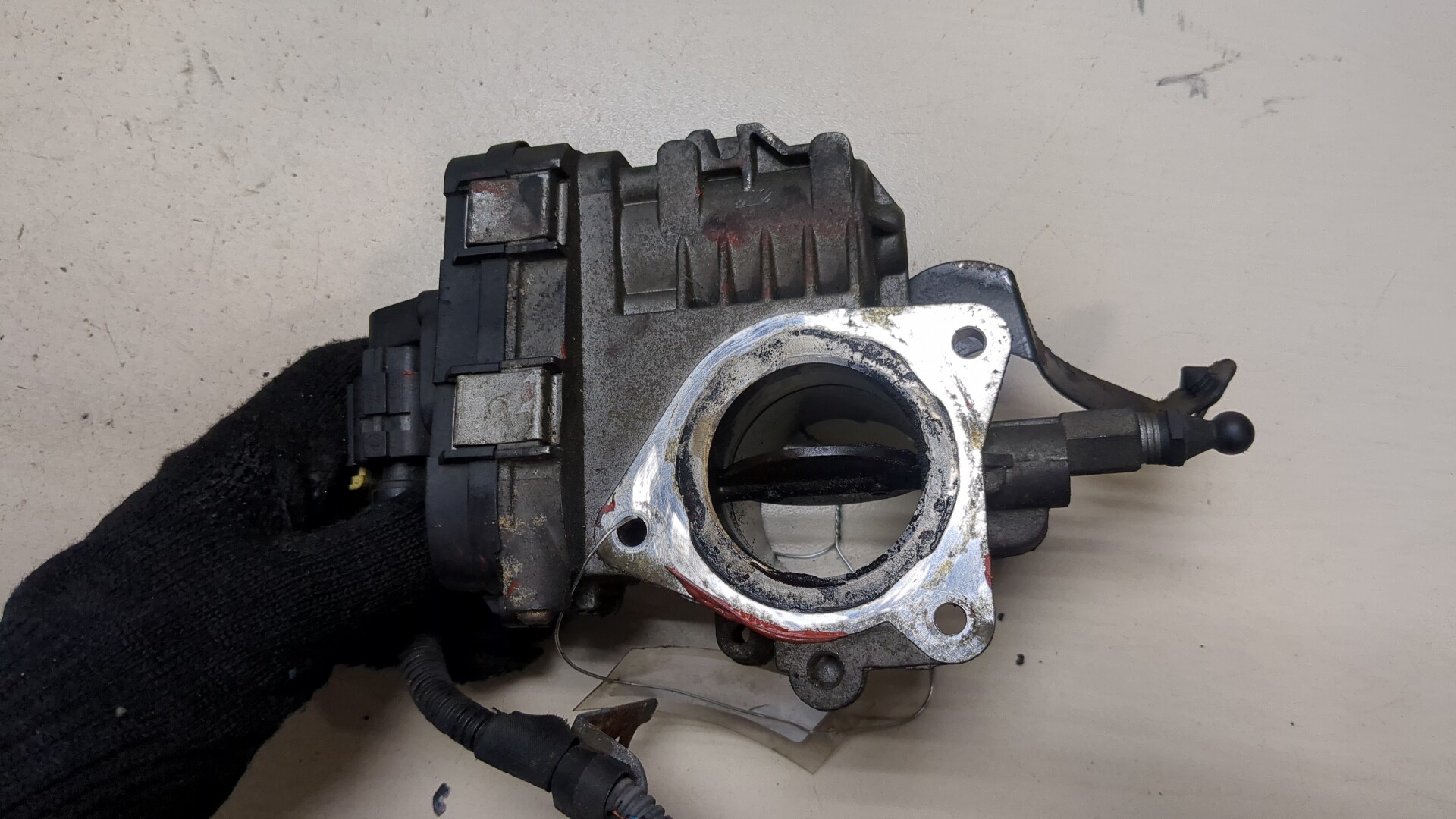 Заслонка дроссельная электрическая