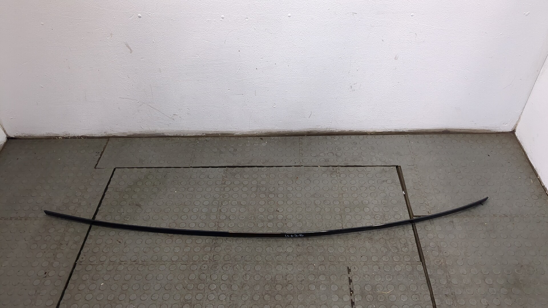 Молдинг крыши правый