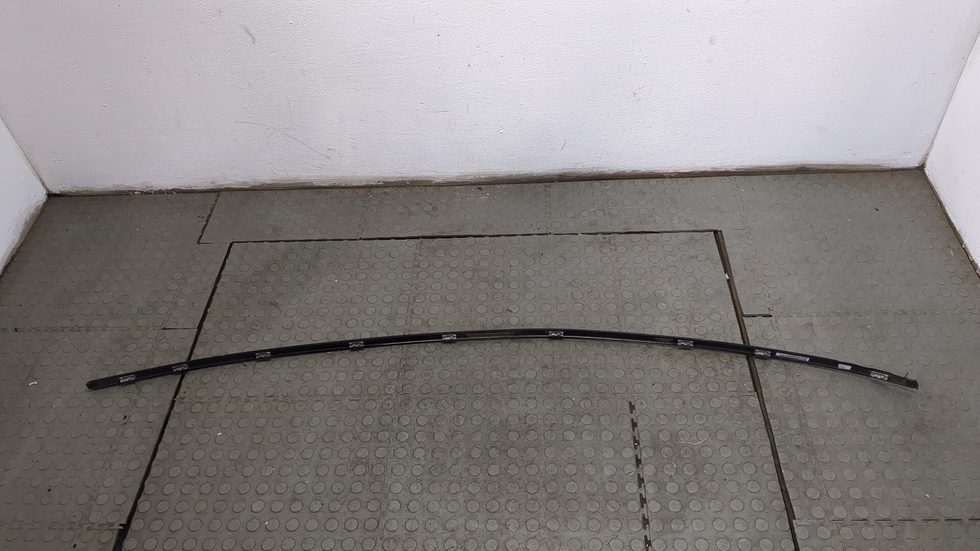 Молдинг крыши правый