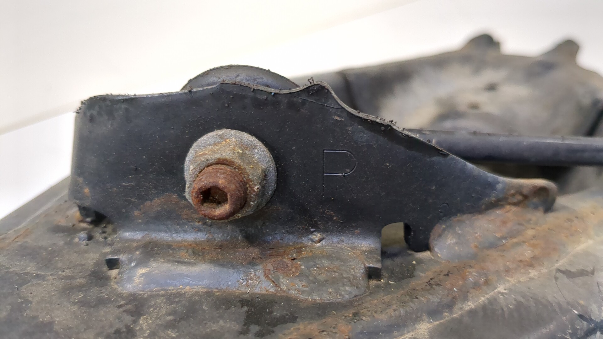 Рычаг задний правый