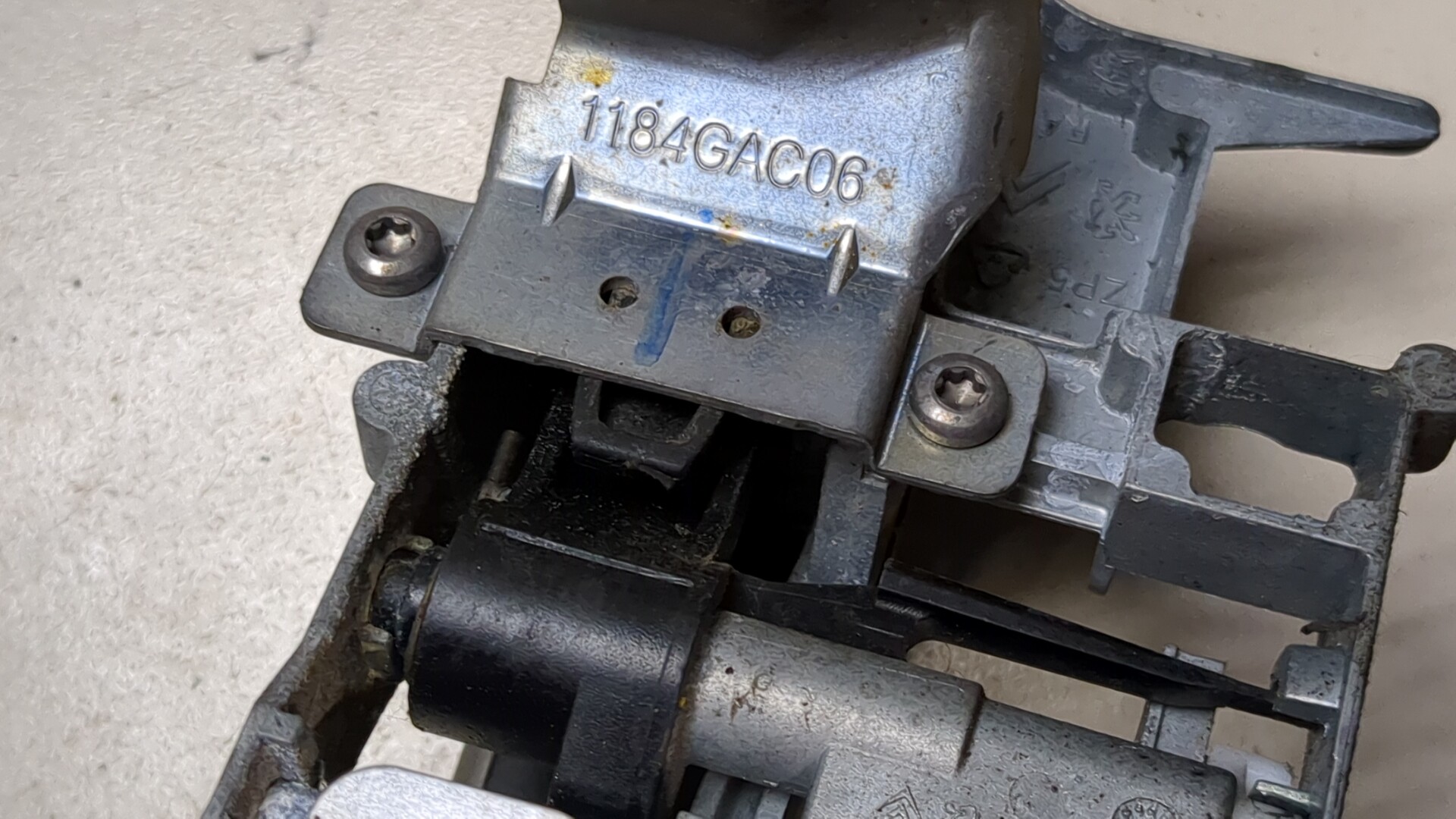 Ручка двери наружная