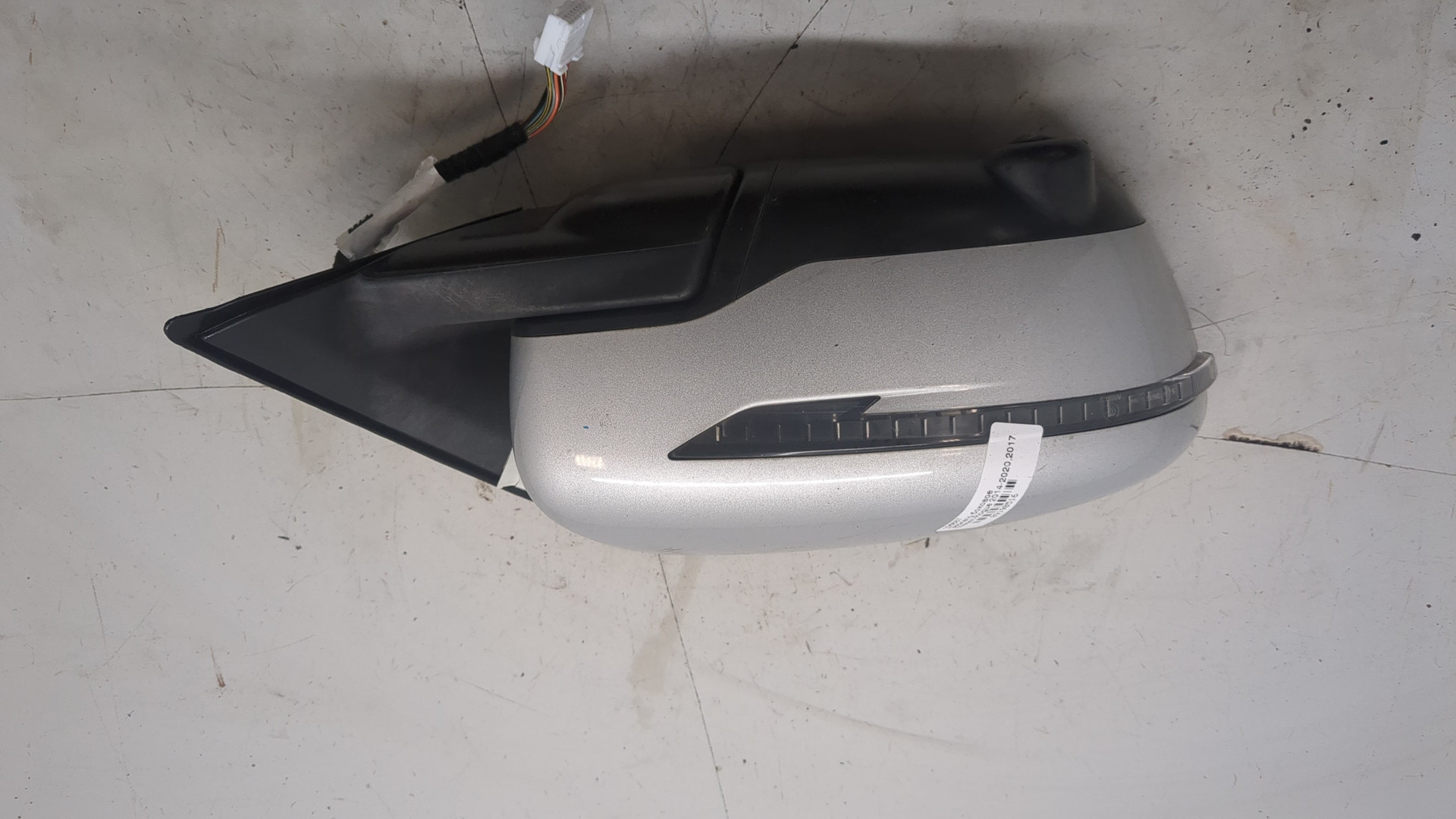 Зеркало правое электрическое