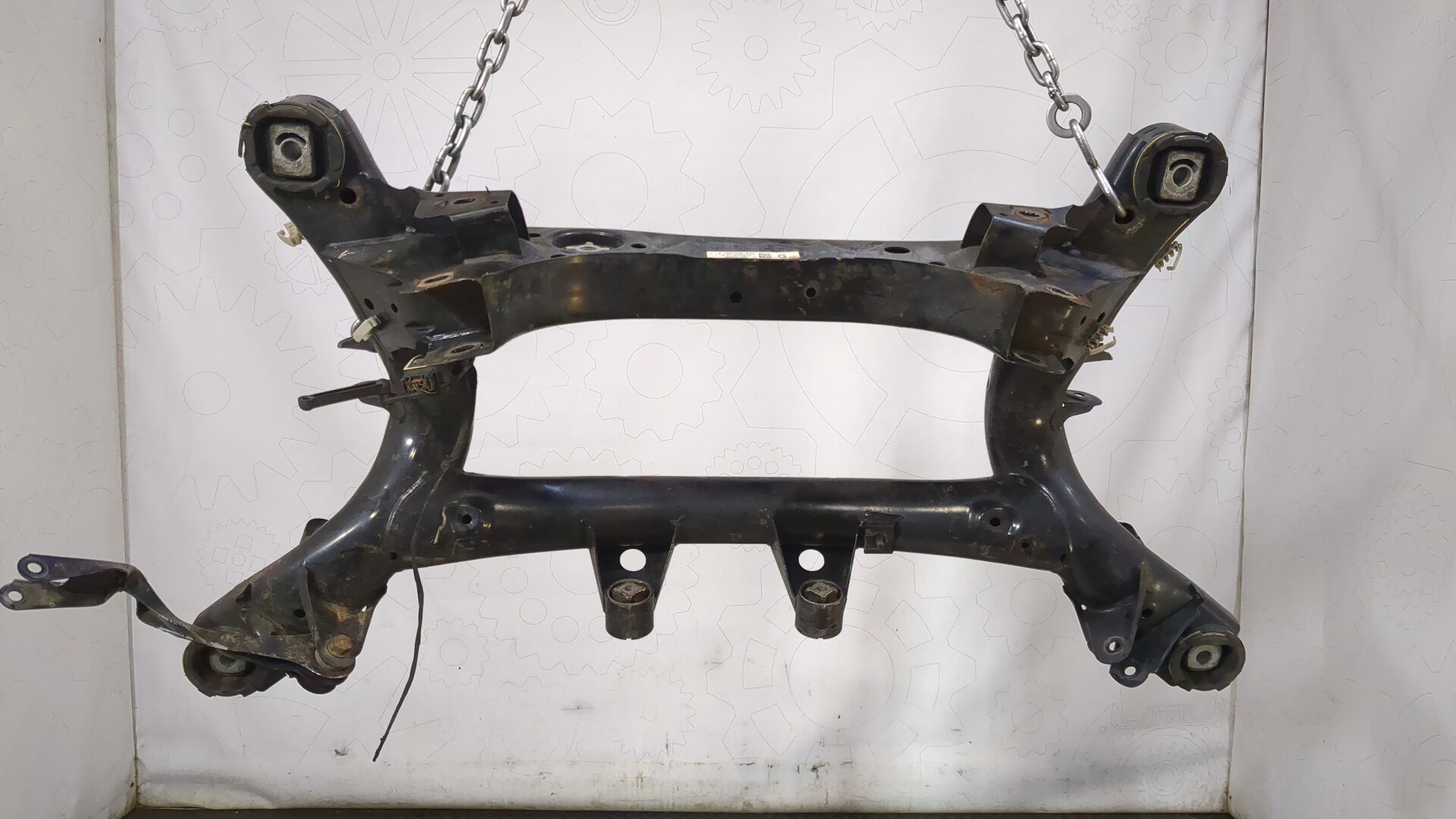 Балка задняя