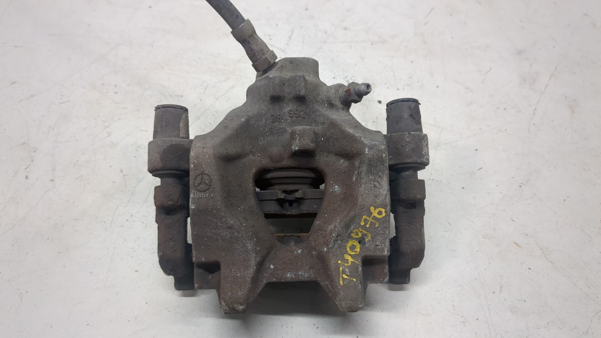 Суппорт задний правый