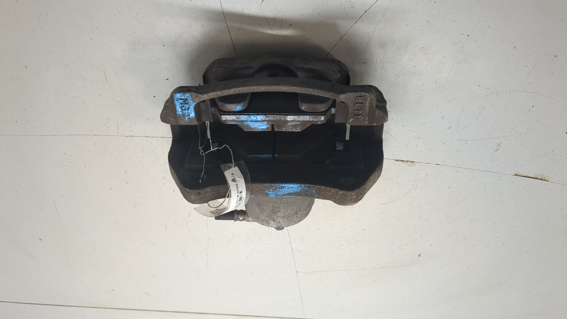 Суппорт передний правый