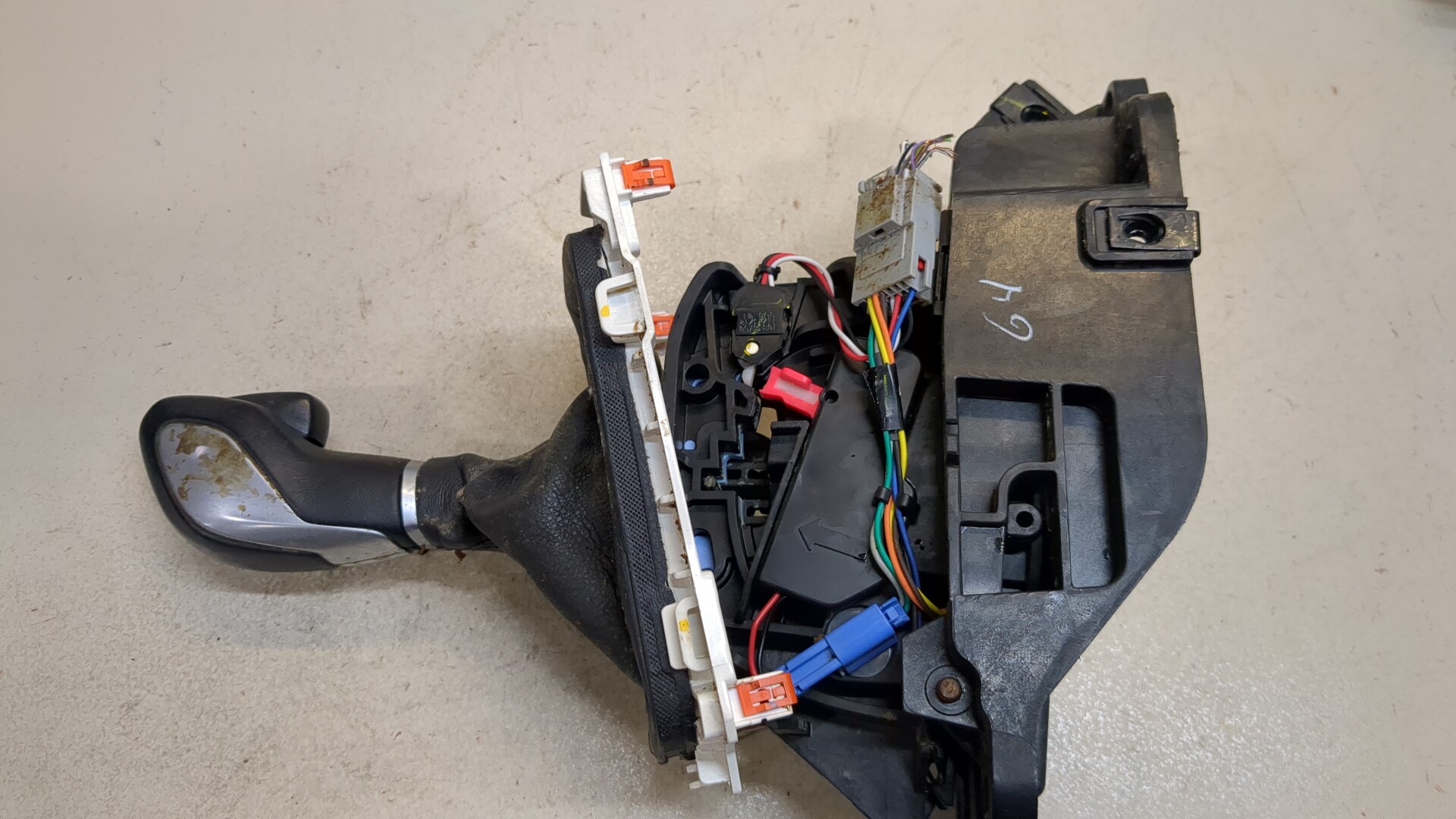 Кулиса МКПП / АКПП