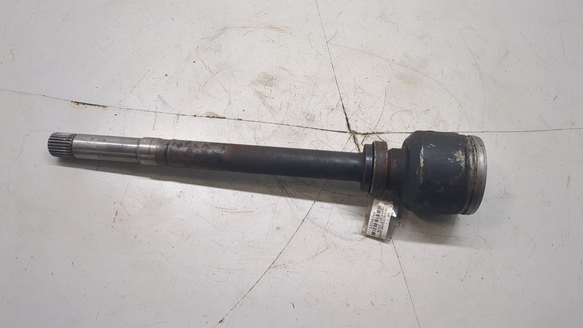 Полуось передняя правая