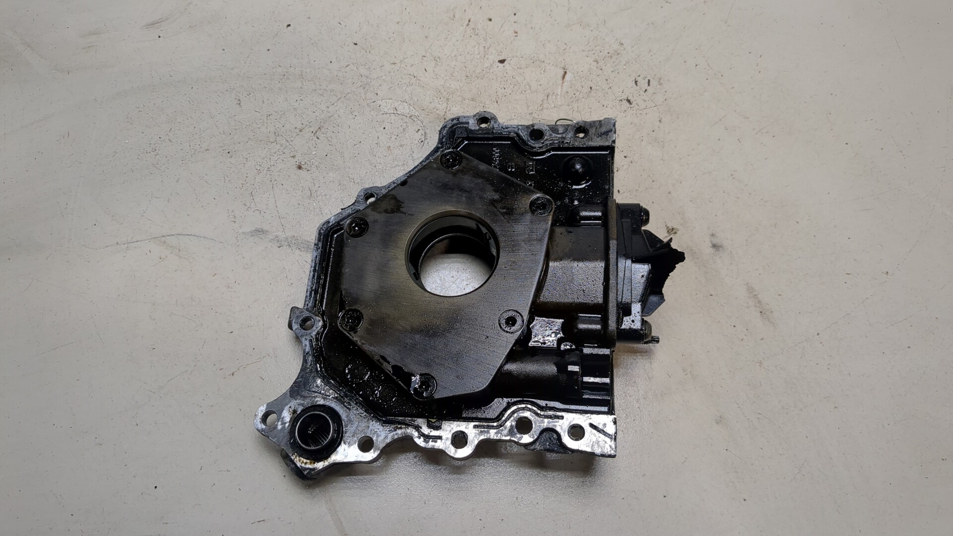 Насос масляный