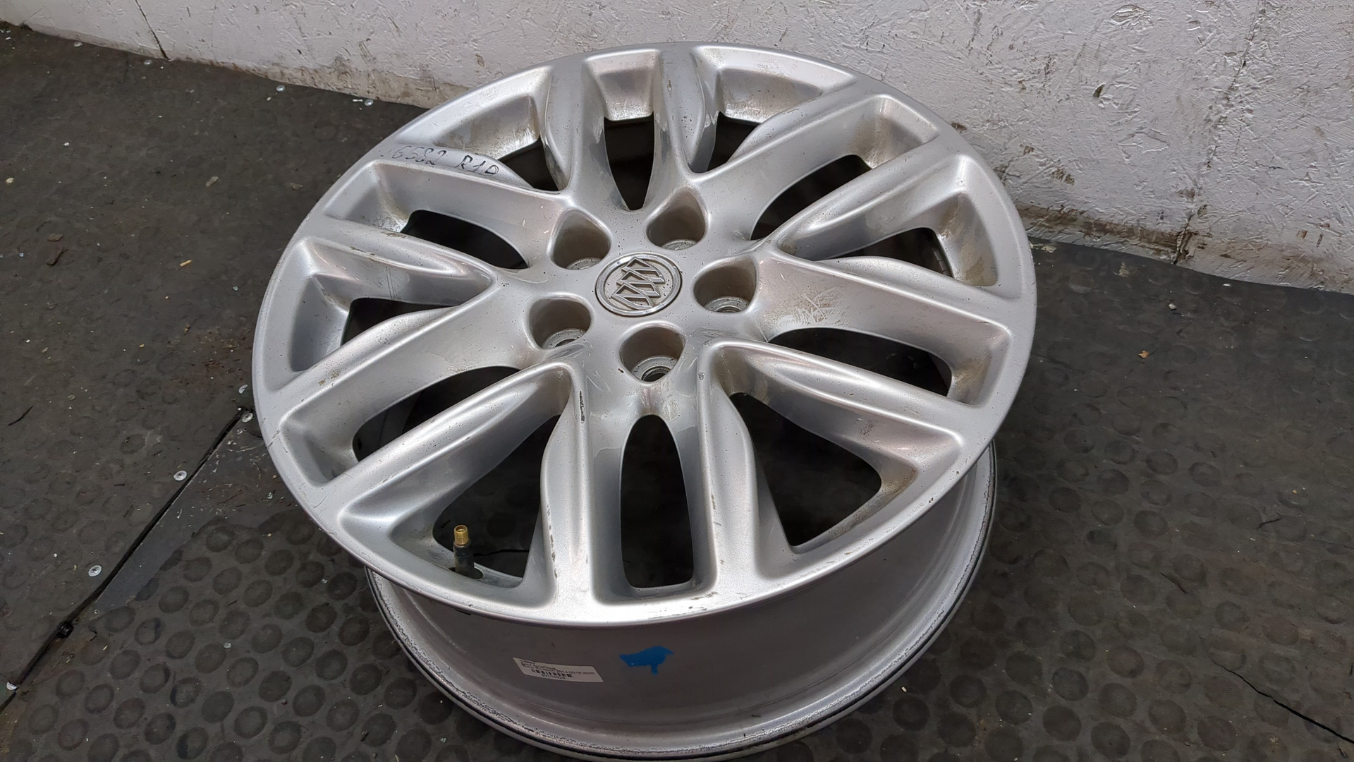 Диск колесный литой легкий сплав