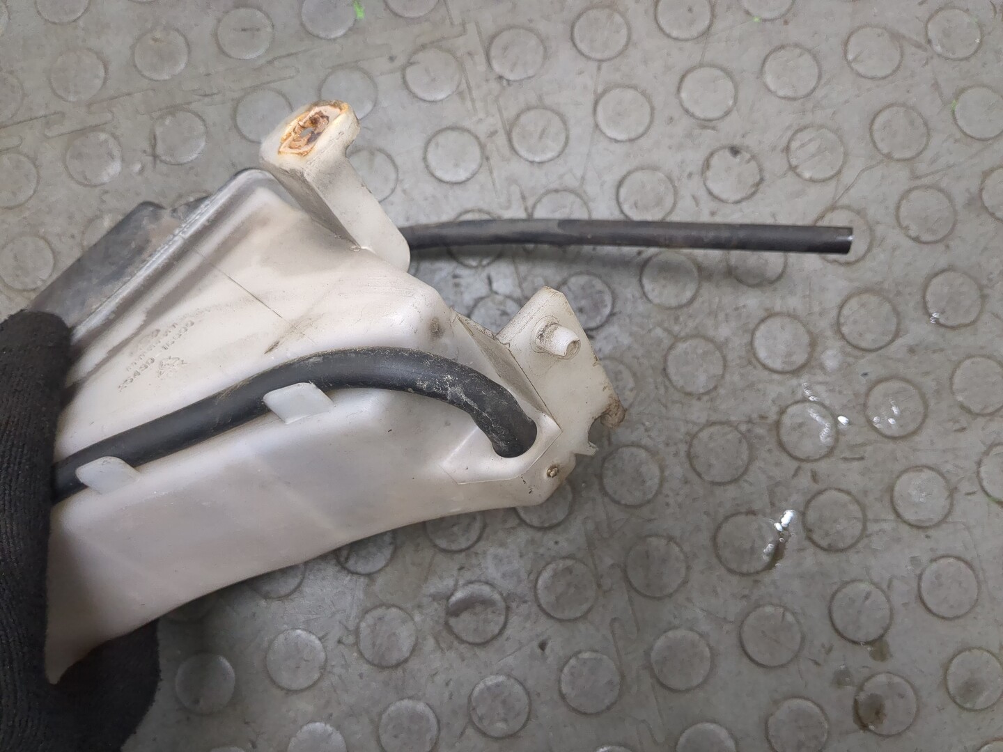 Бачок расширительный