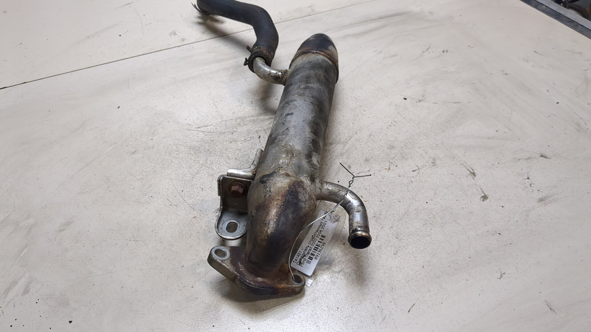 Тройник вентиляции картерных газов