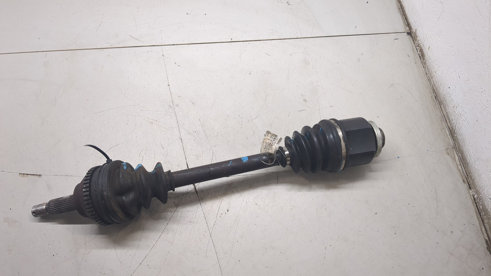 Полуось передняя правая