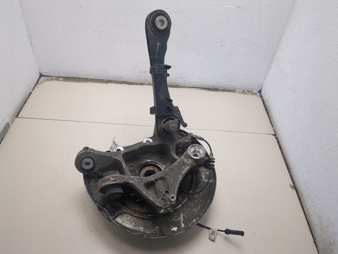 Кулак поворотный задний правый