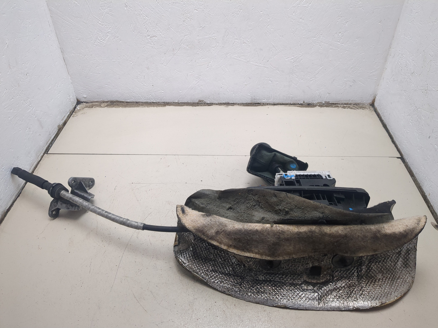 Кулиса МКПП / АКПП