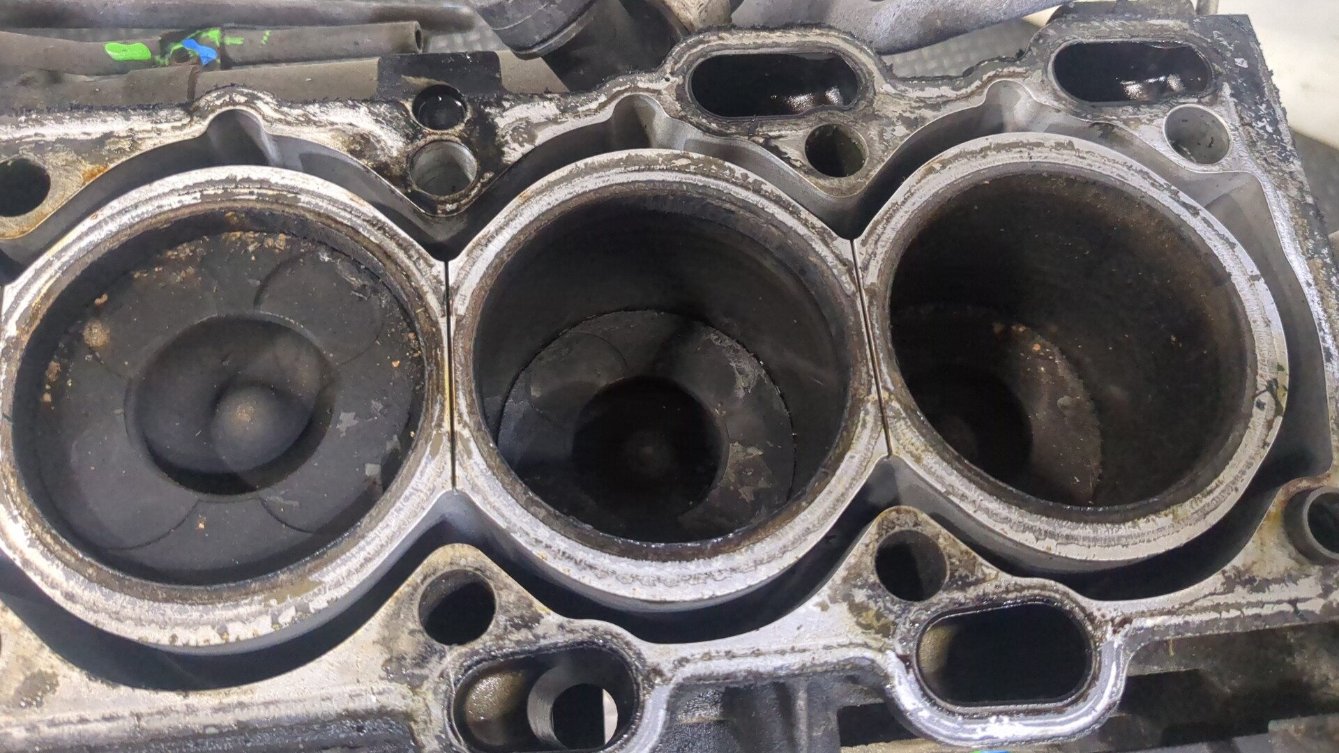 Блок двигателя