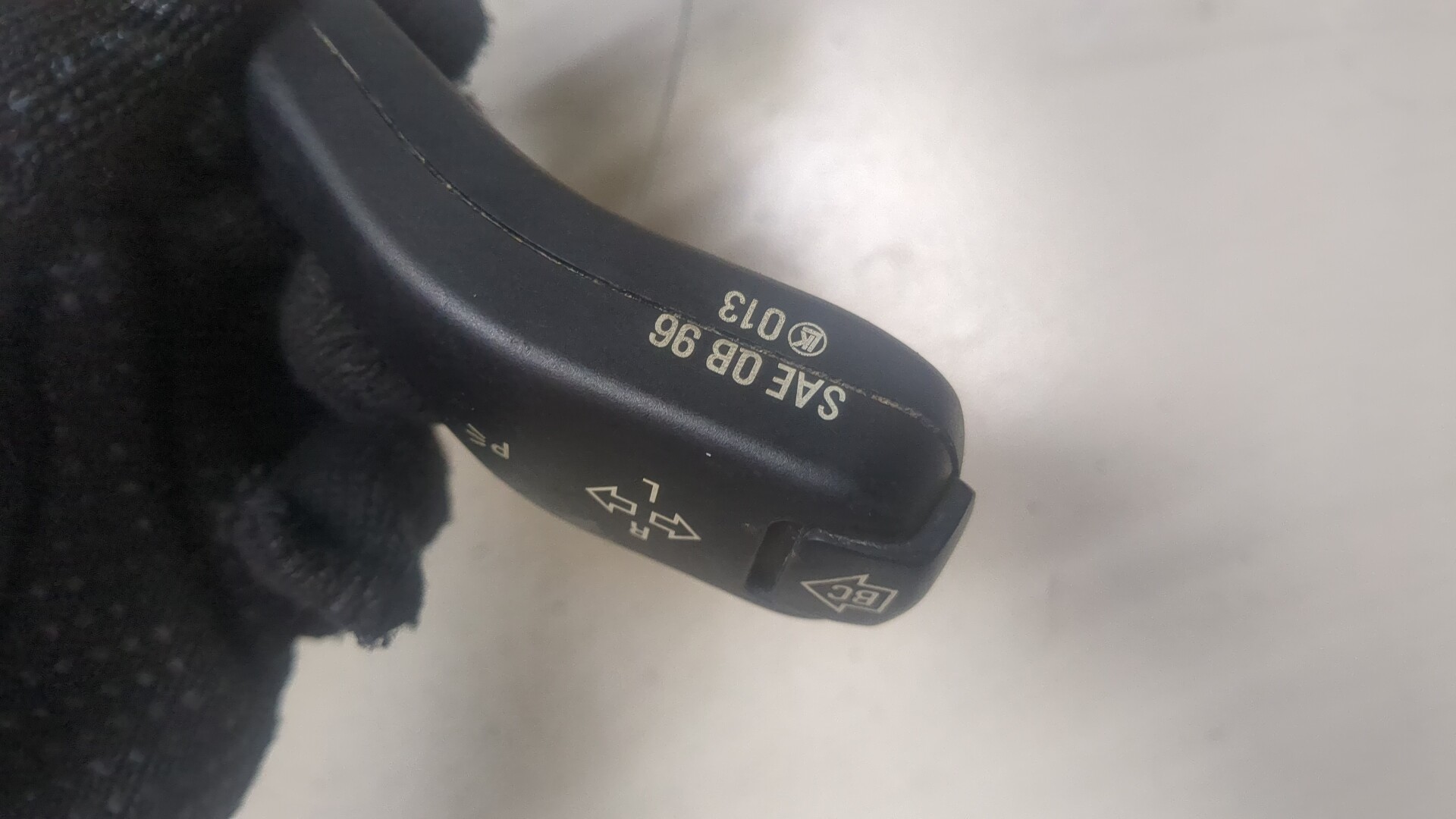 Переключатель поворотов подрулевой