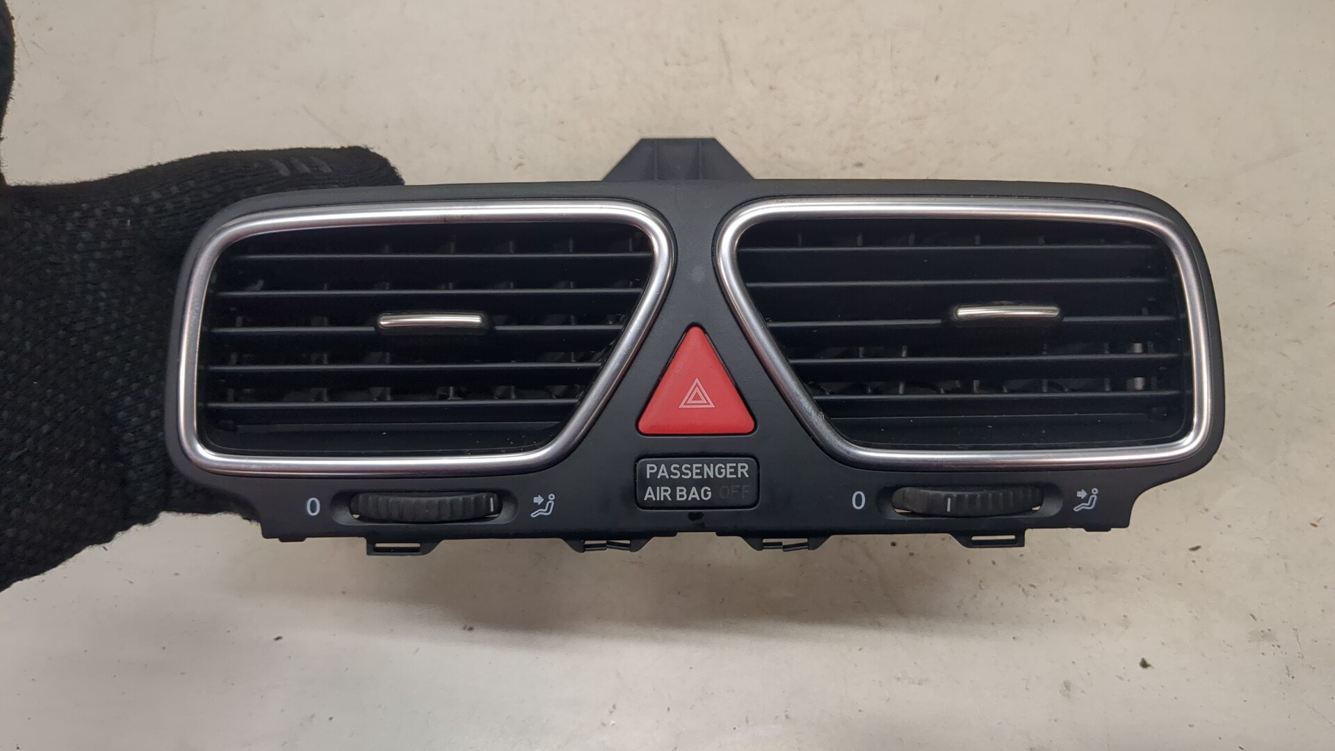 Дефлектор воздушный