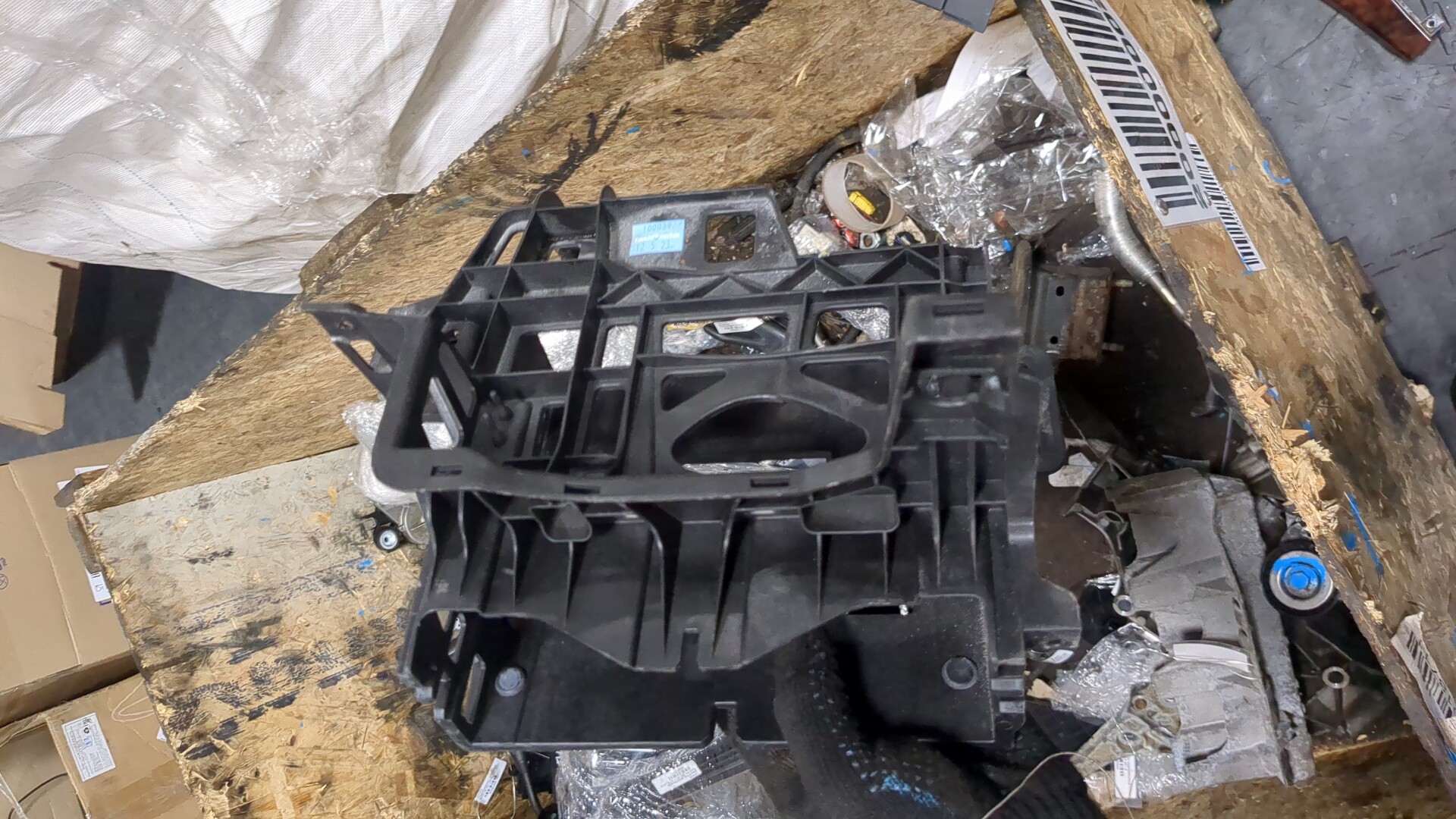 Кронштейн (сопут. товар)