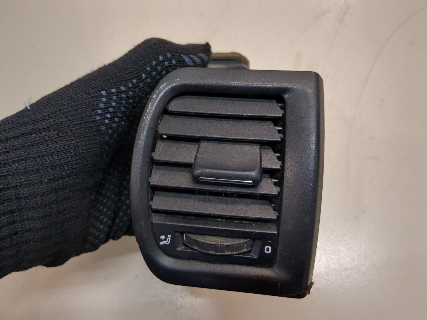 Дефлектор воздушный