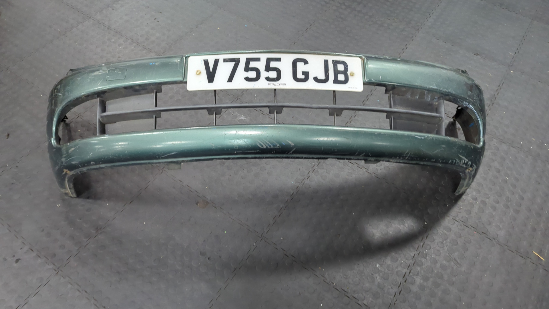 Бампер передний