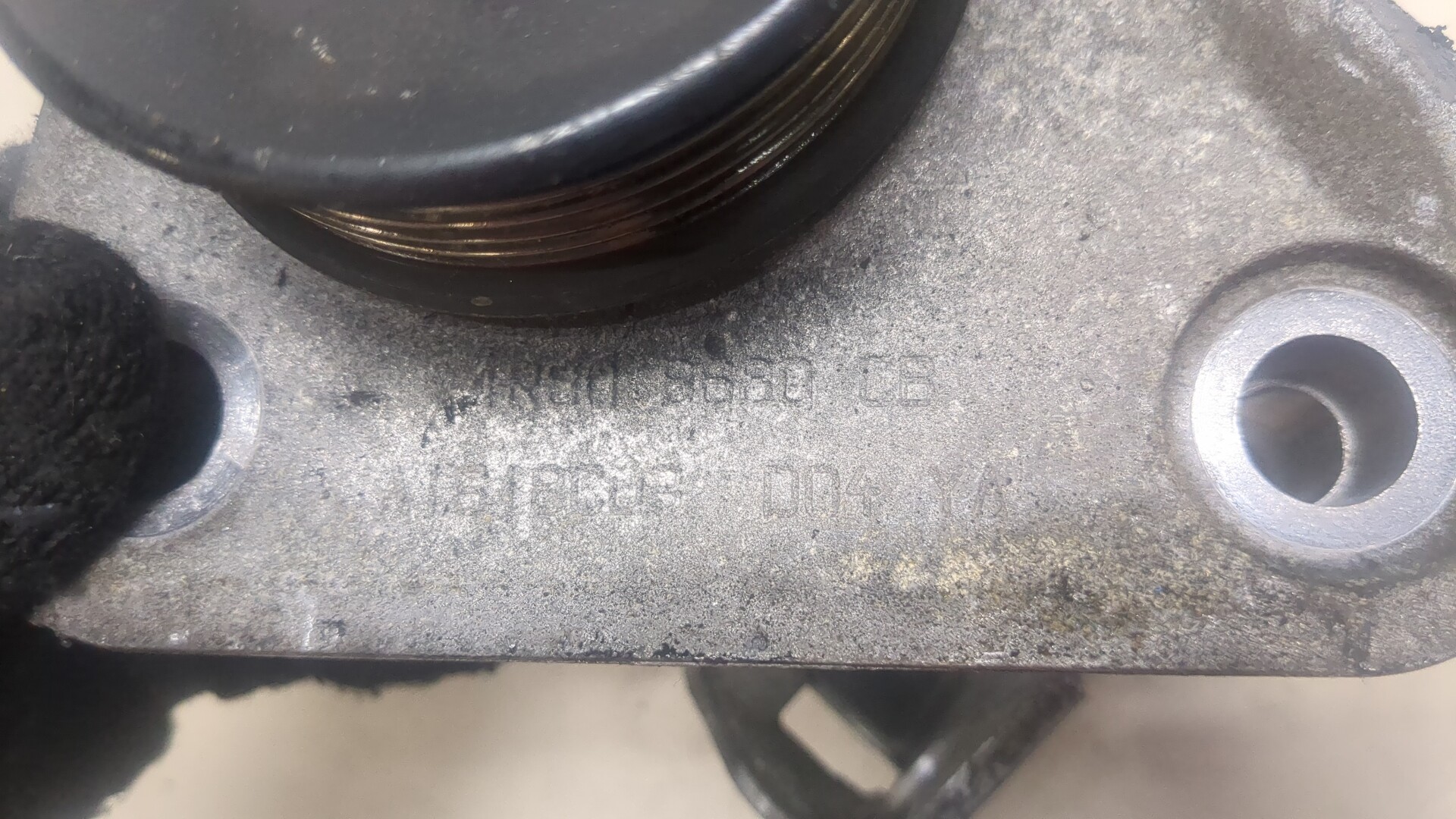 Кронштейн двигателя