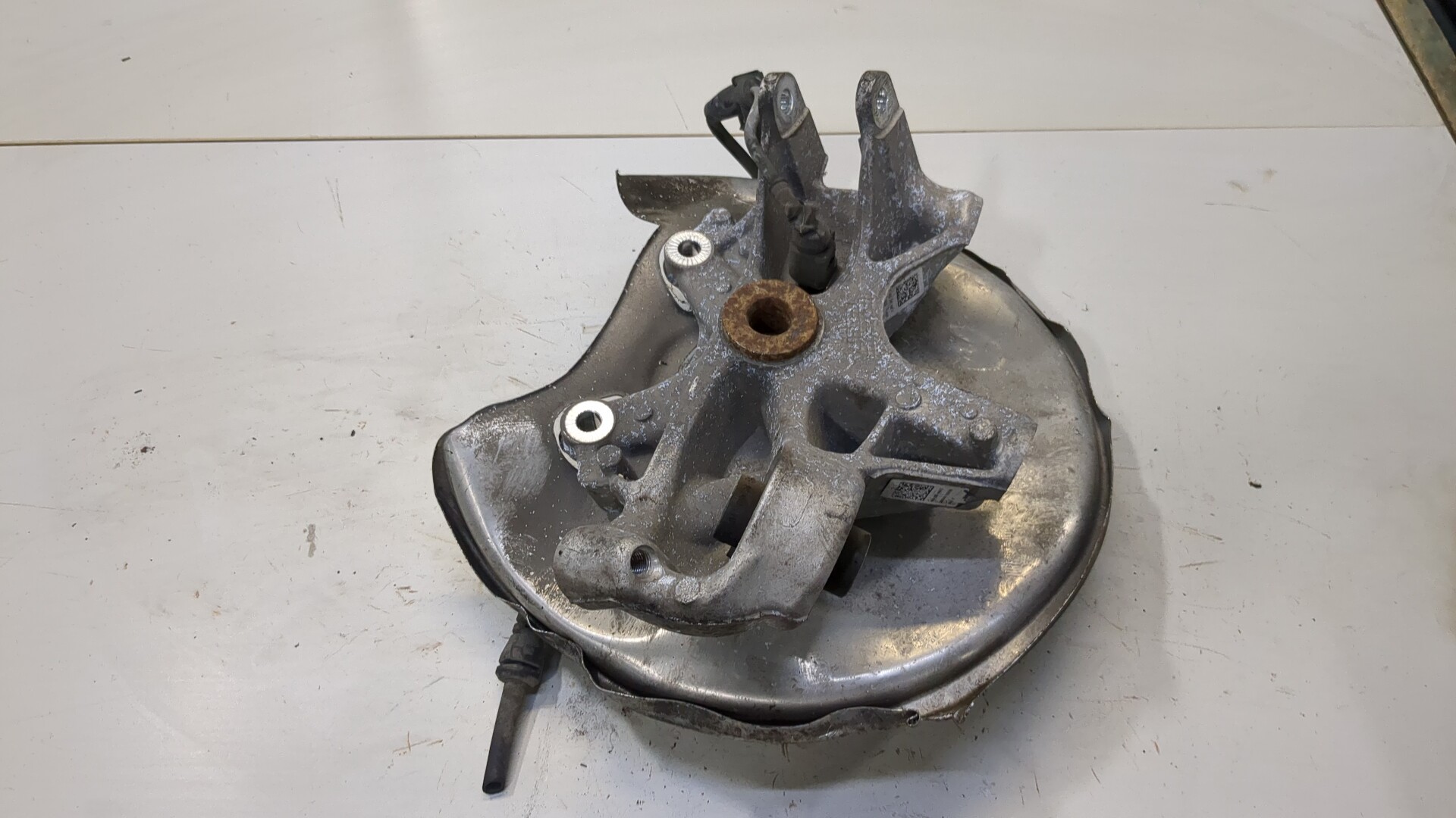 Кулак поворотный задний правый