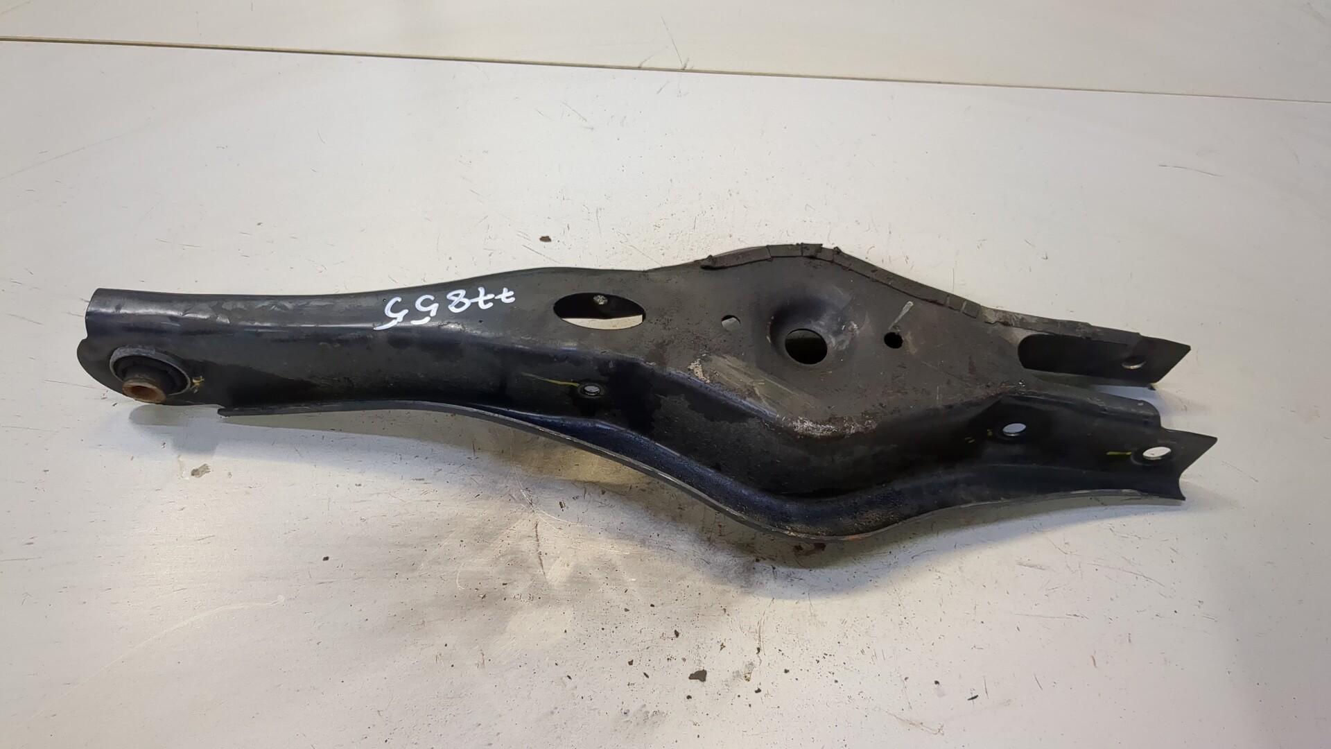 Рычаг задний