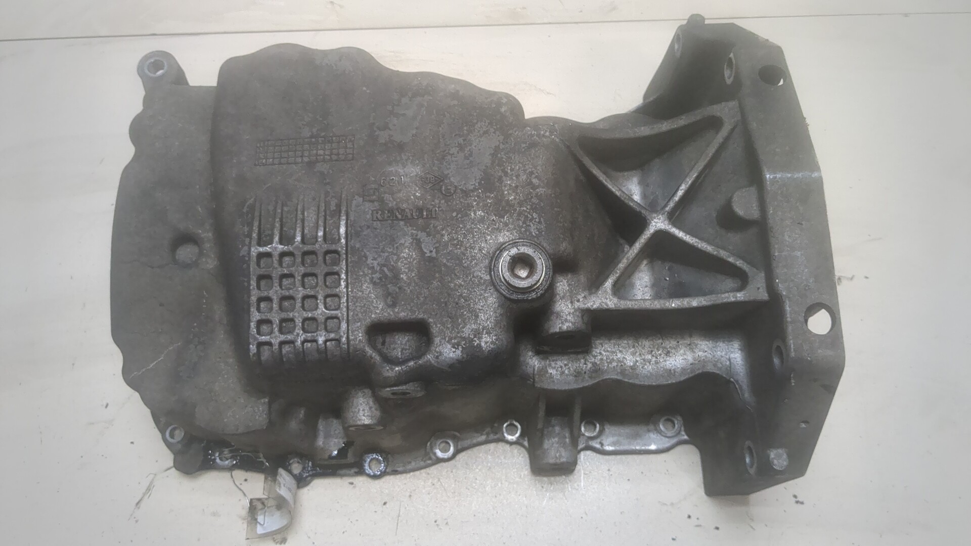 Поддон масляный двигателя (картер)