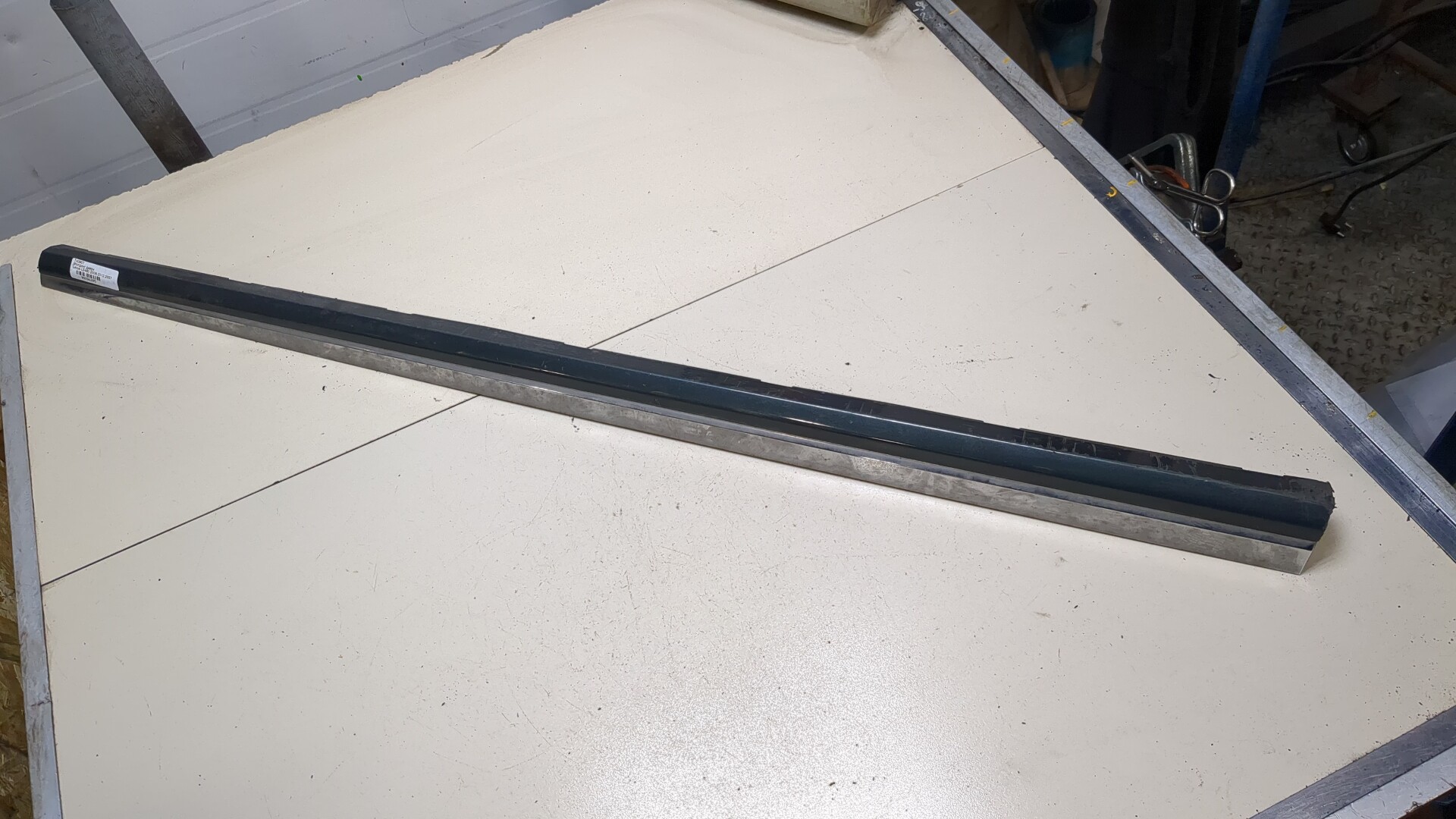 Молдинг двери