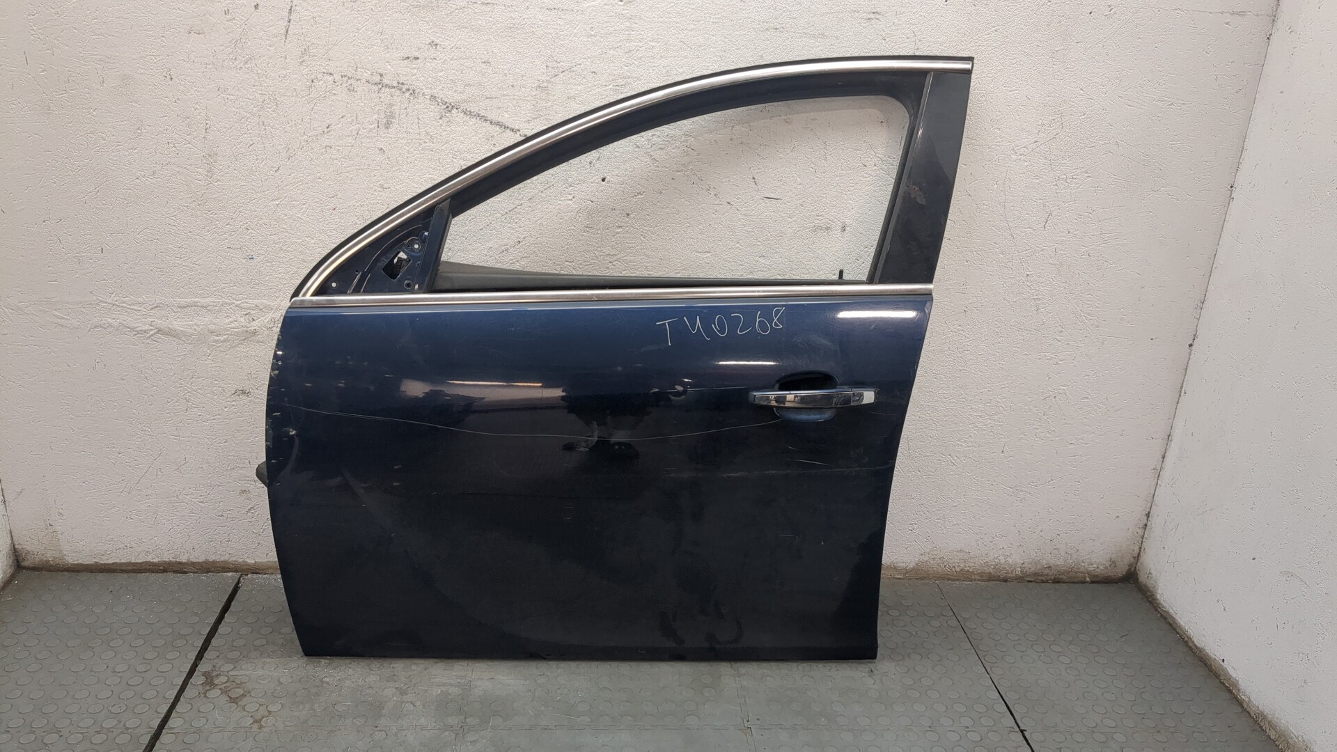 Дверь передняя левая