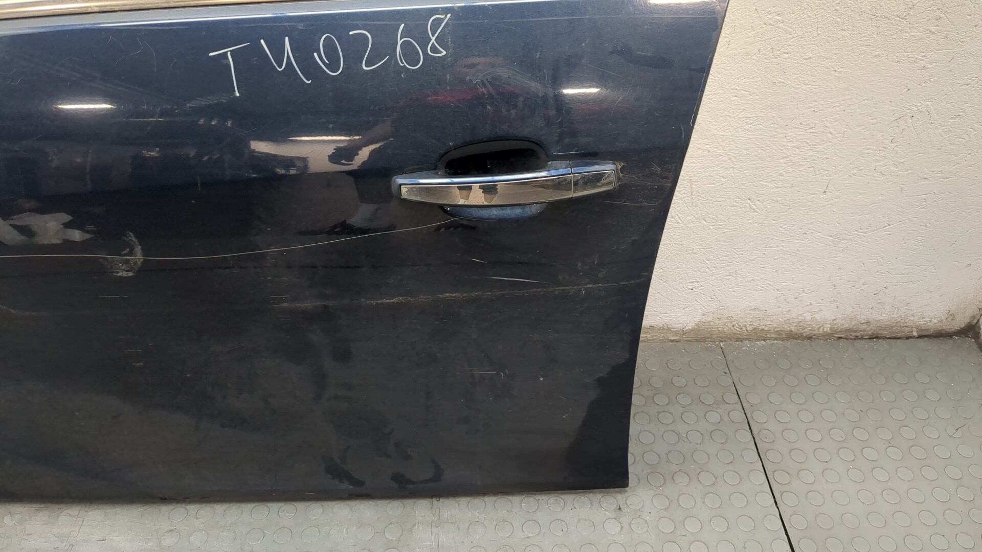 Дверь передняя левая