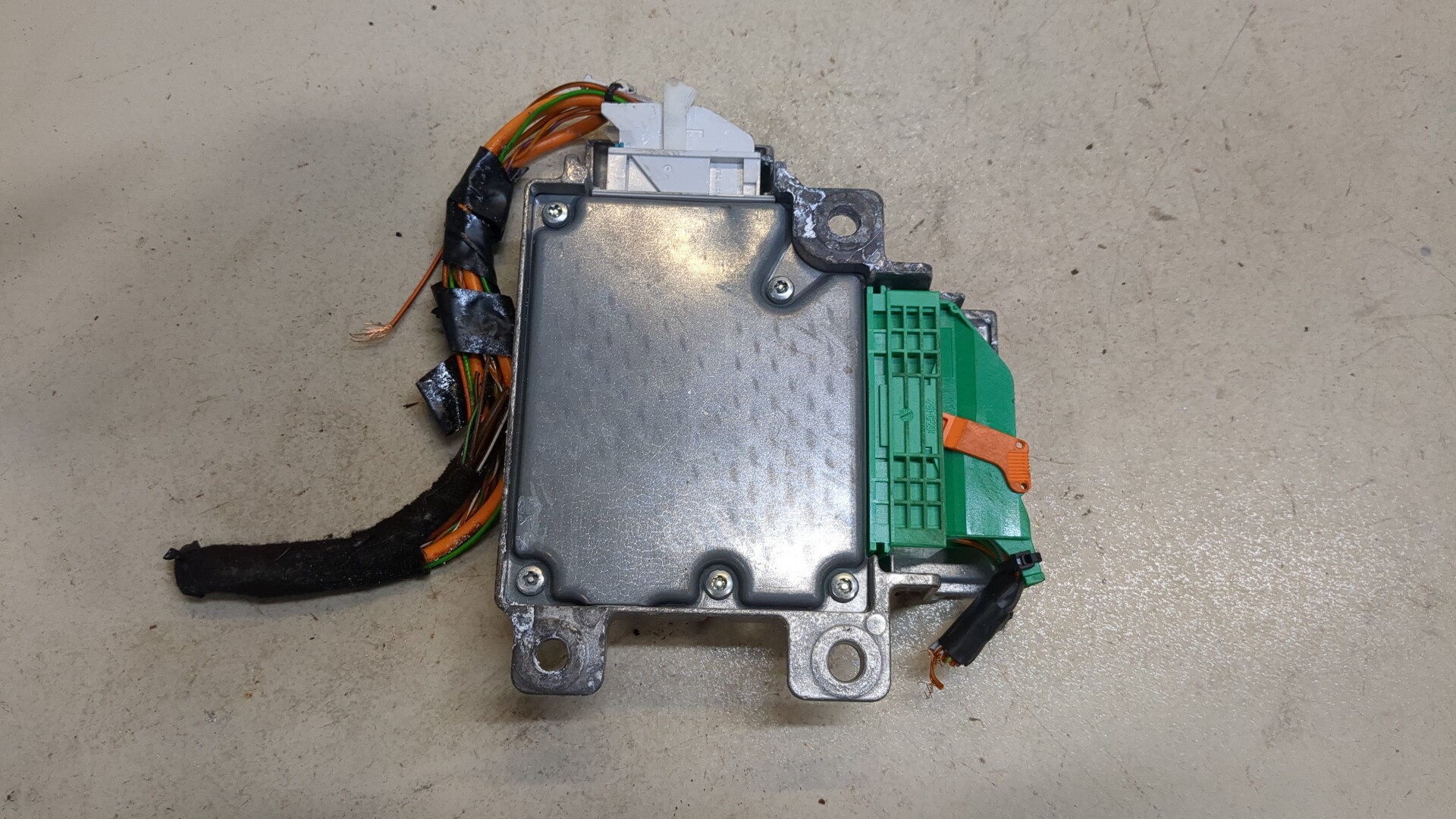 Блок управления подушек безопасности (AIR BAG)