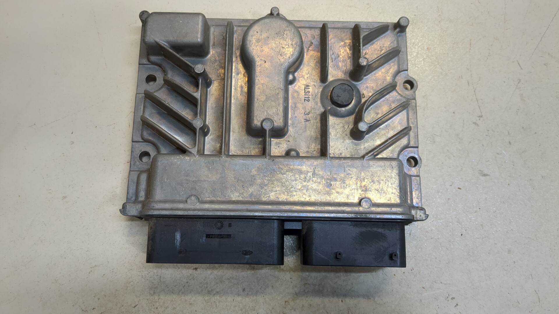 Блок управления двигателем