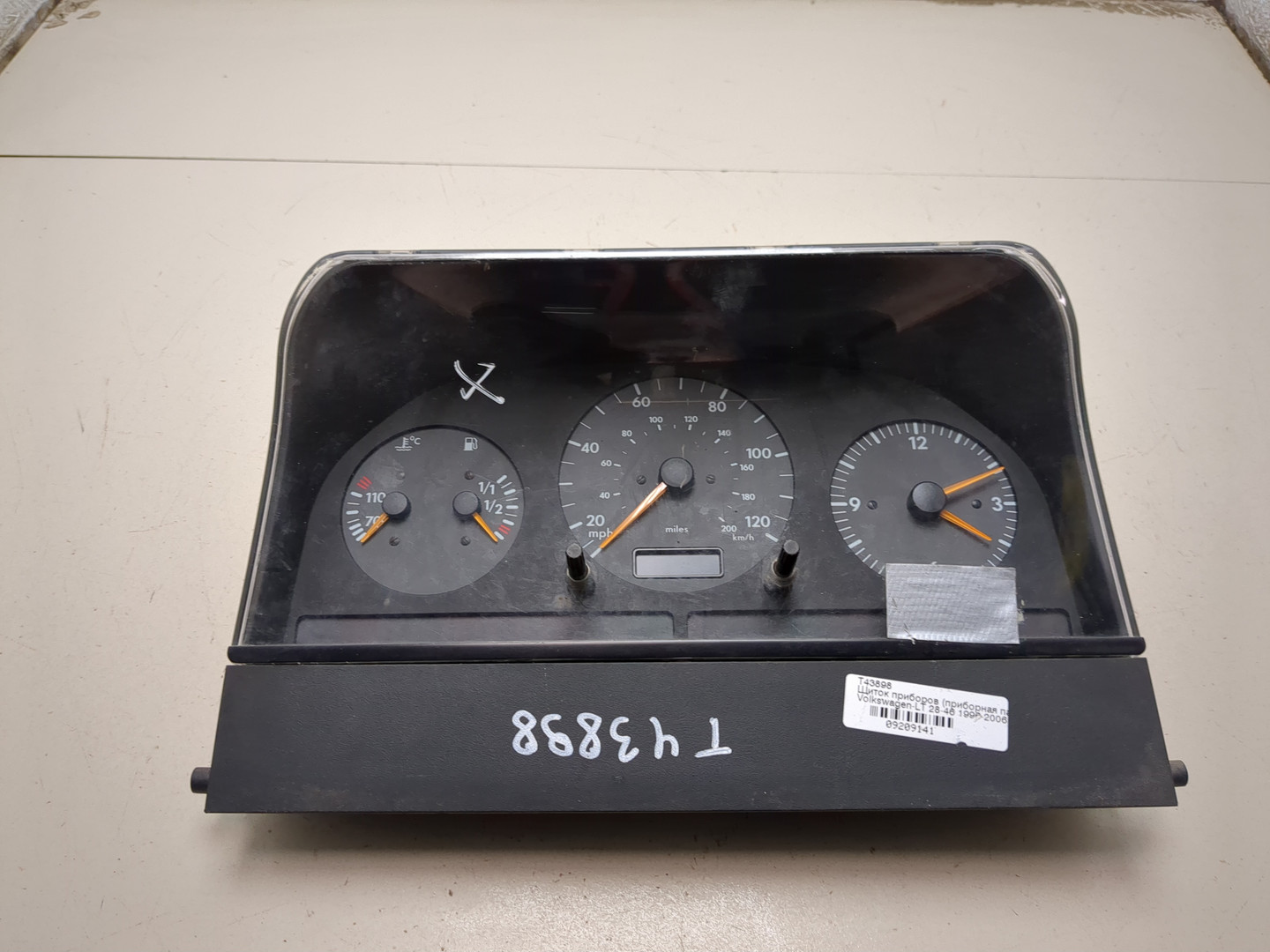 Панель приборов