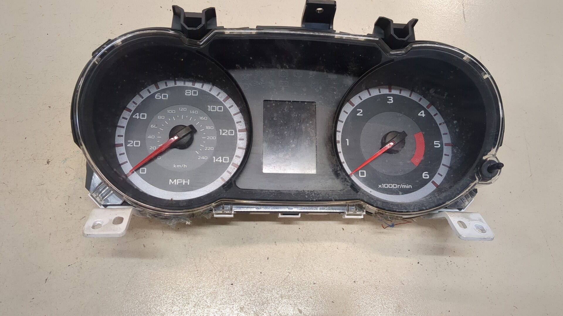 Панель приборов