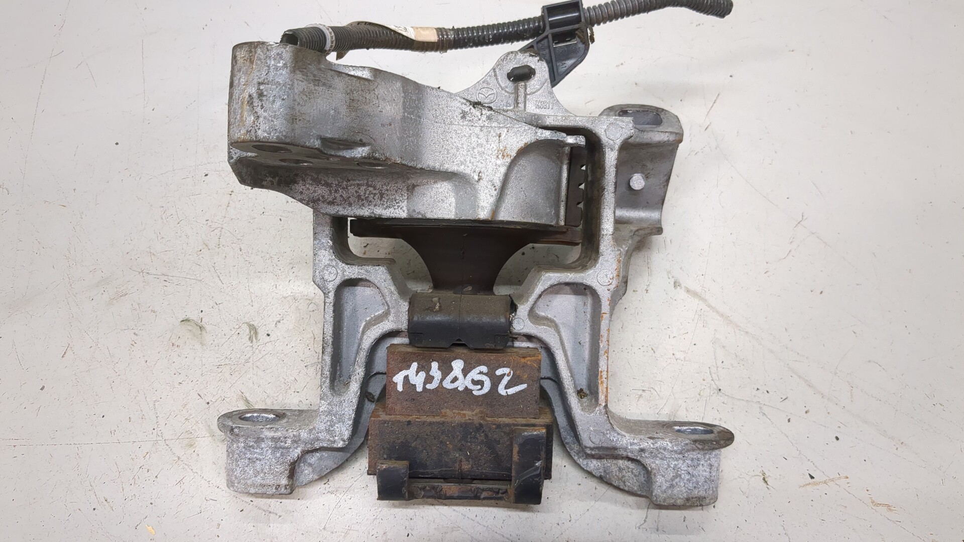 Опора двигателя