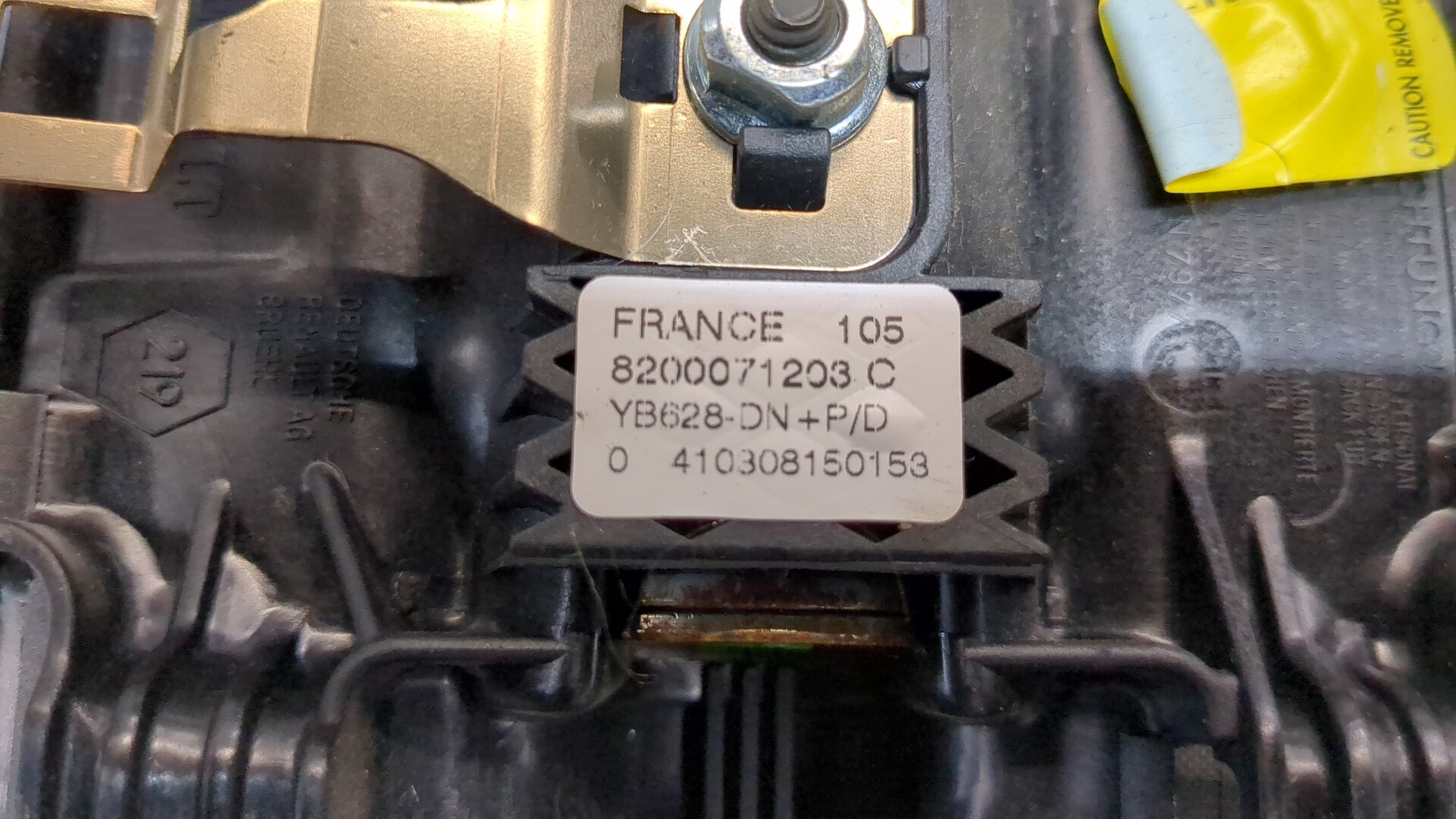 Подушка безопасности в рулевое колесо