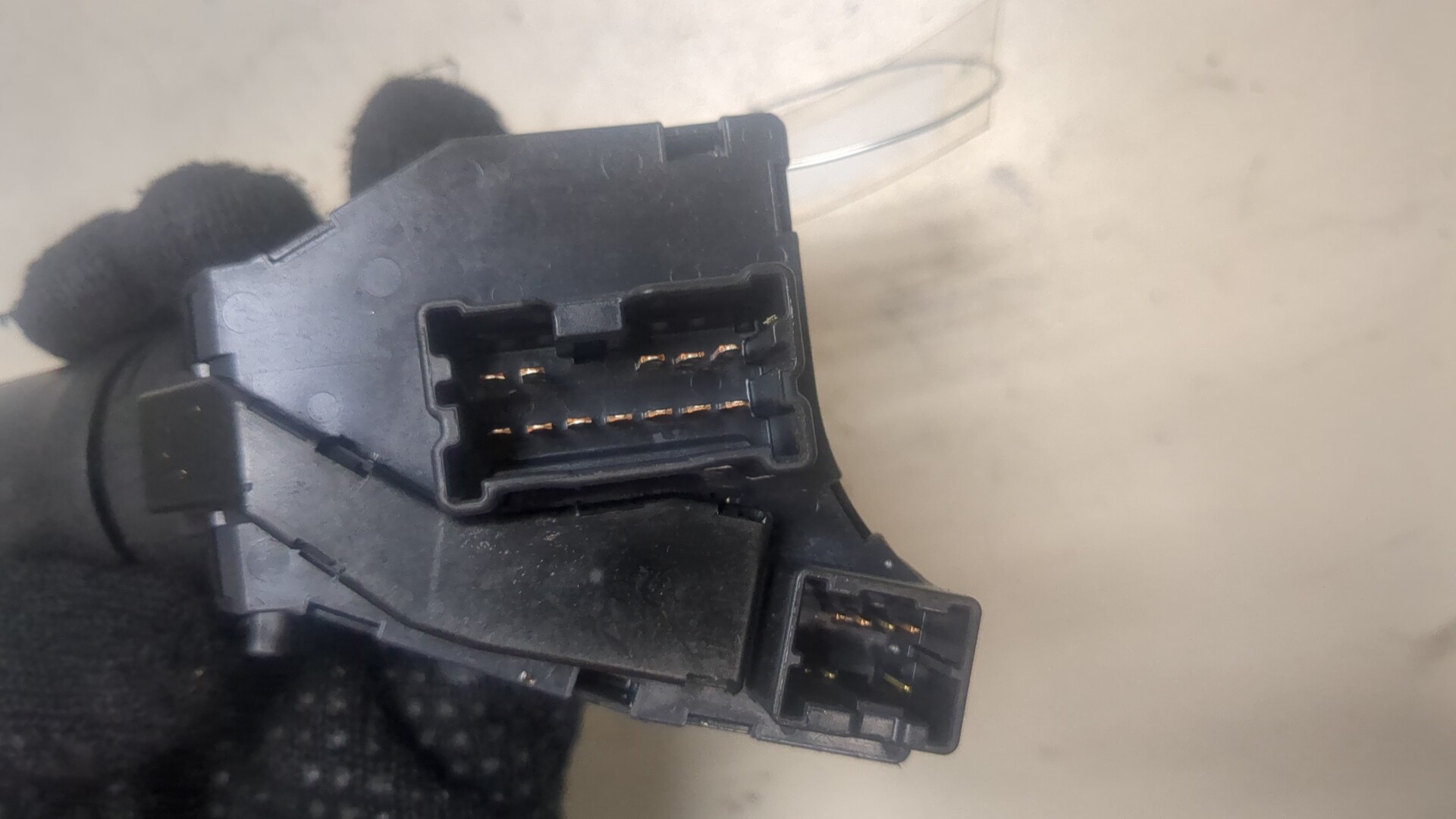 Переключатель поворотов подрулевой