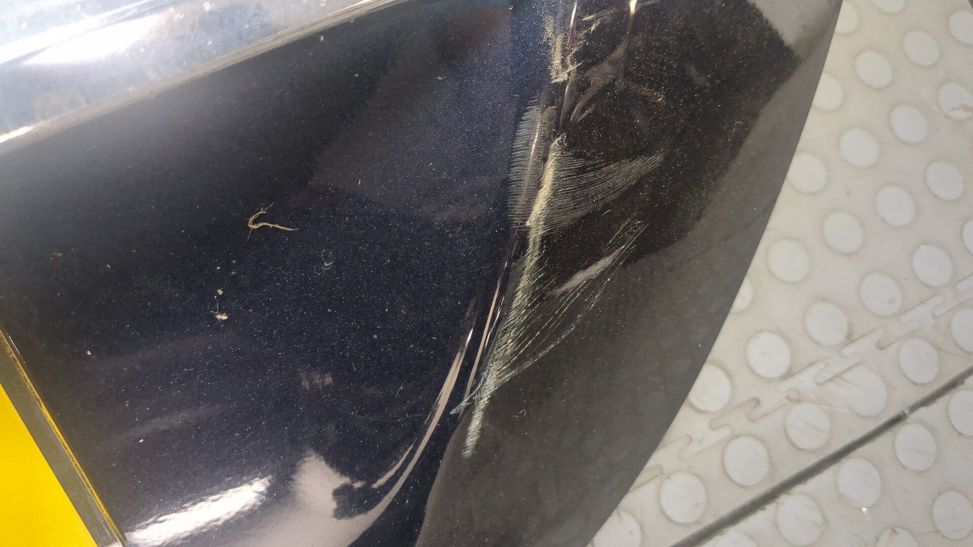 Дверь багажника