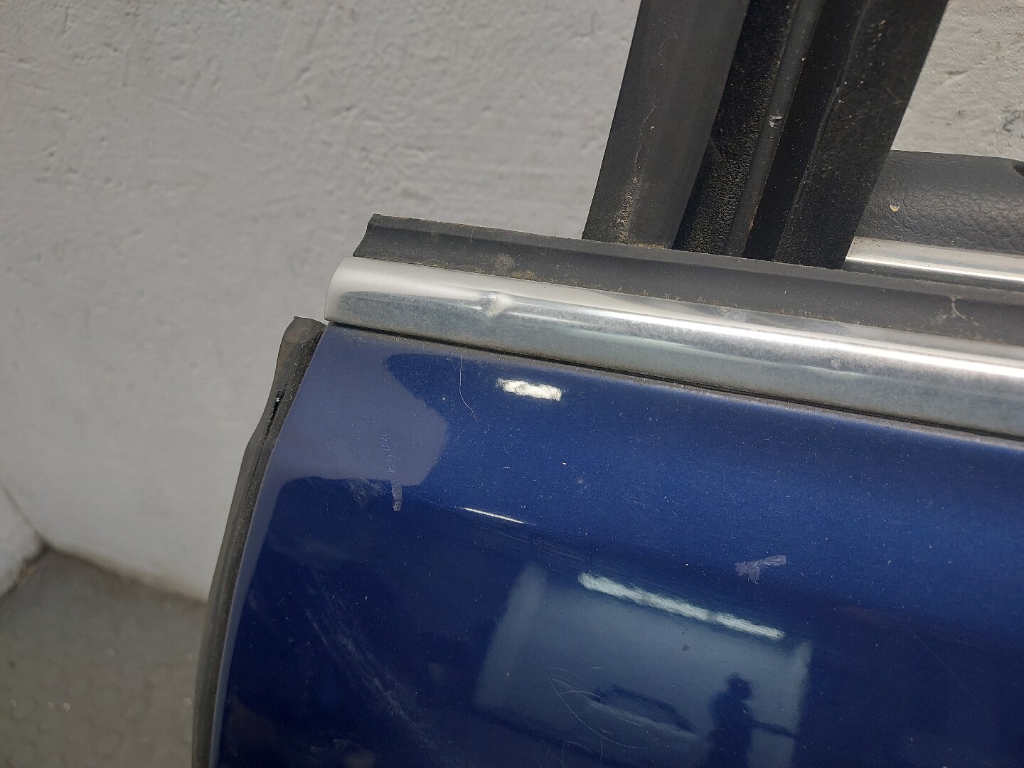 Дверь задняя левая