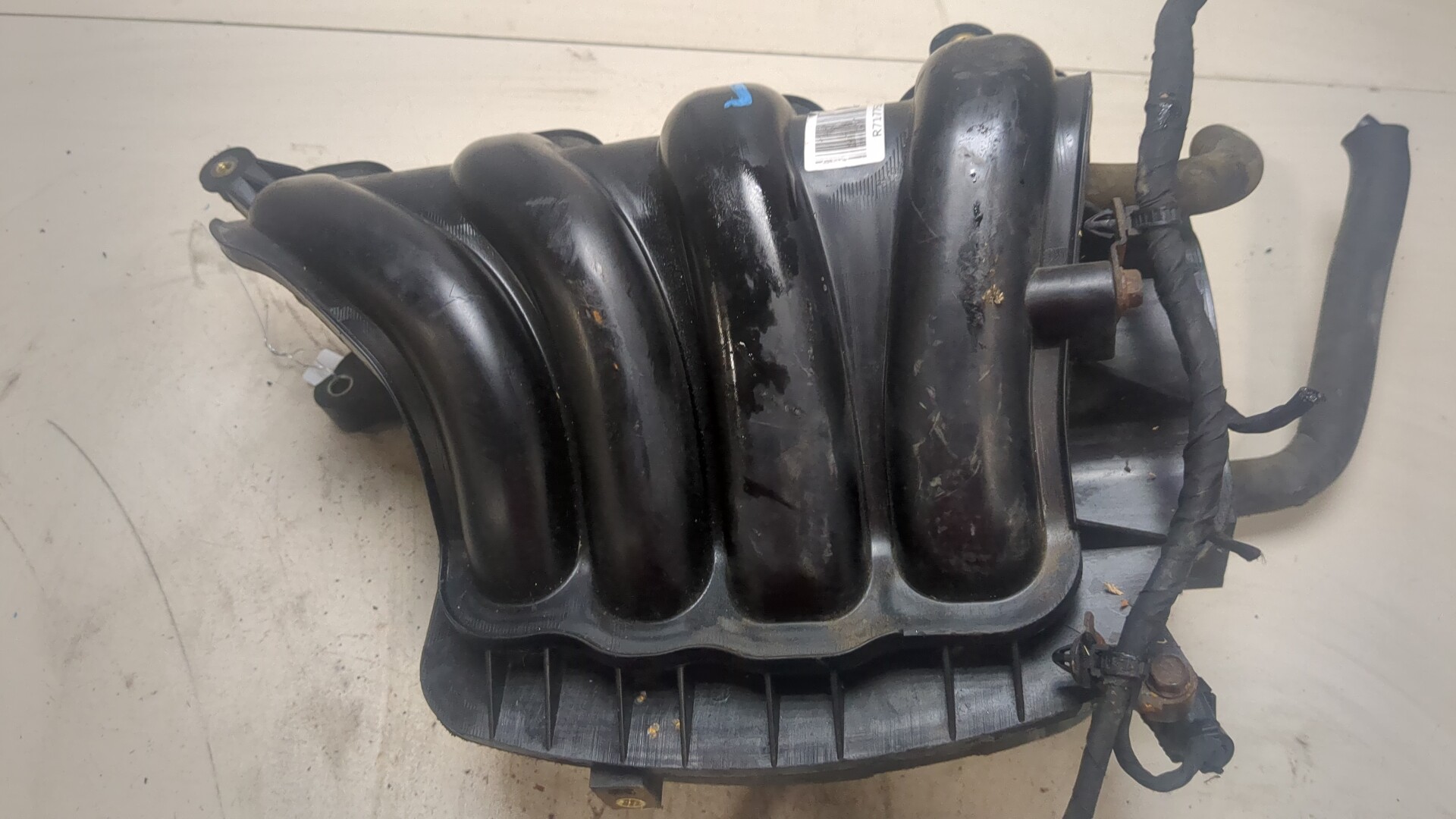 Коллектор впускной