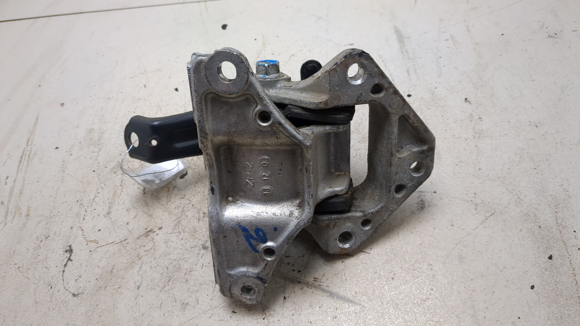 Опора двигателя